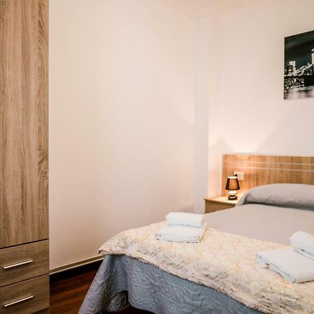 Apartamentos Enteros O Lagar Melide Εξωτερικό φωτογραφία