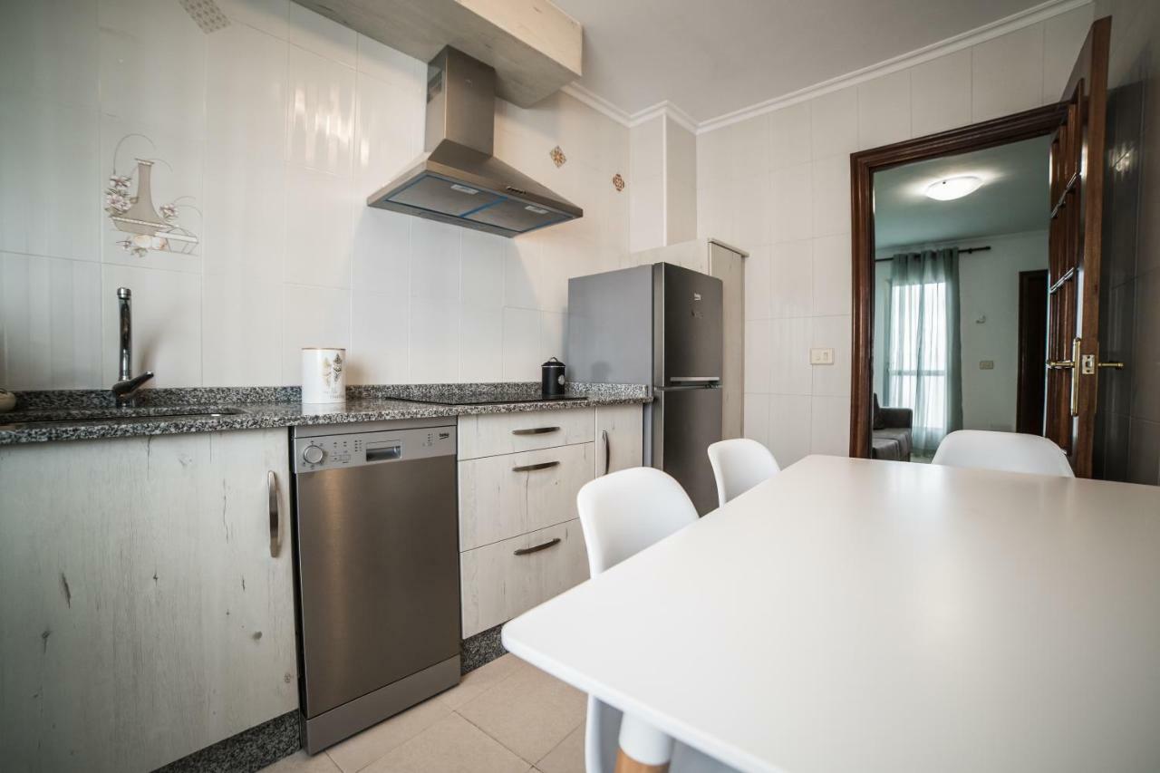 Apartamentos Enteros O Lagar Melide Εξωτερικό φωτογραφία