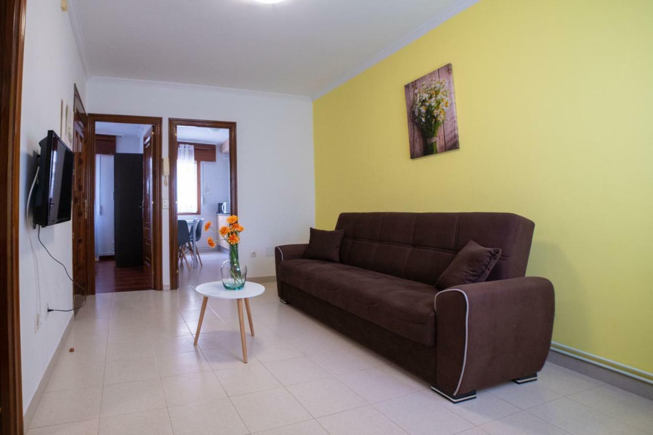 Apartamentos Enteros O Lagar Melide Εξωτερικό φωτογραφία
